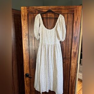 Little Cottonwood Linen Floral Brooke Dress